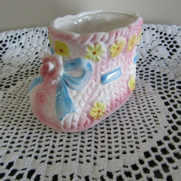 Vintage Baby Ceramic Ornament flower arrangement container - Picture 2 of 12